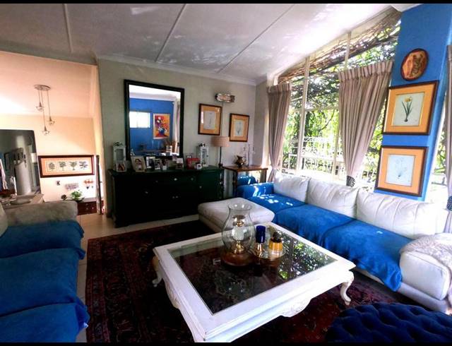 4 BEDROOM HOUSE FOR SALE IN BORDEAUX